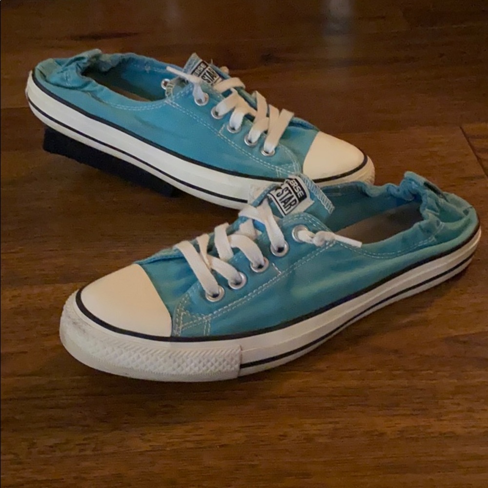 Teal women’s 11 converse